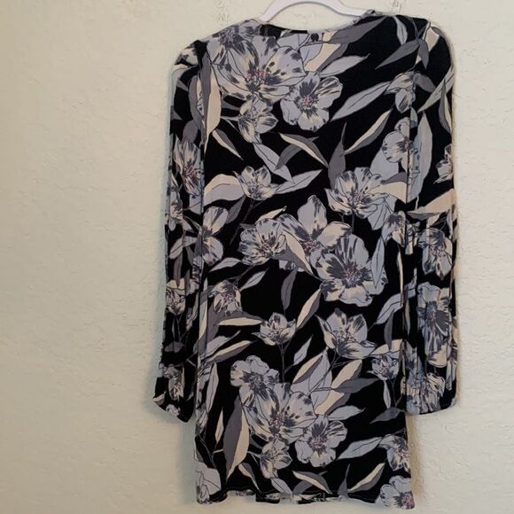 Billabong Floral Flowy Rayon Long Sleeve Tunic Mini Dress Size XS - Picture 2 of 10